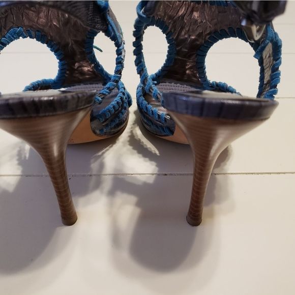 Charles David Blue Suede and Gray Tribal Heels - Picture 4 of 6